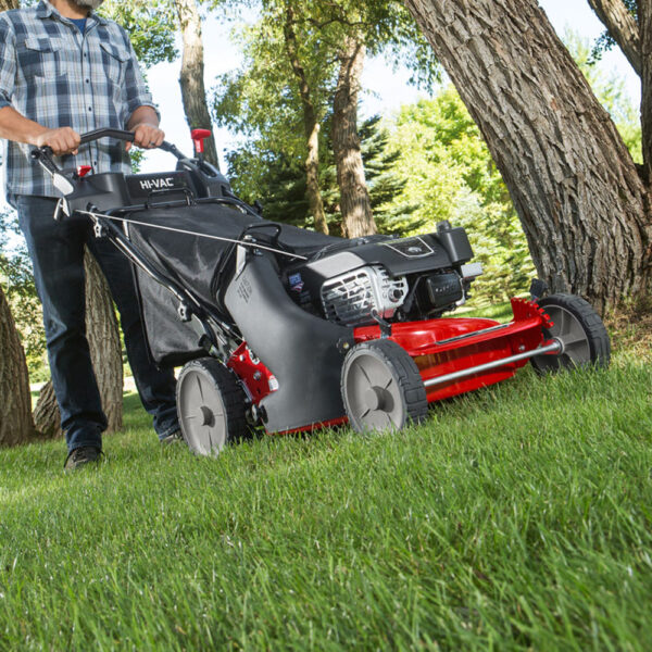 HI VAC® Series Lawn Mowers